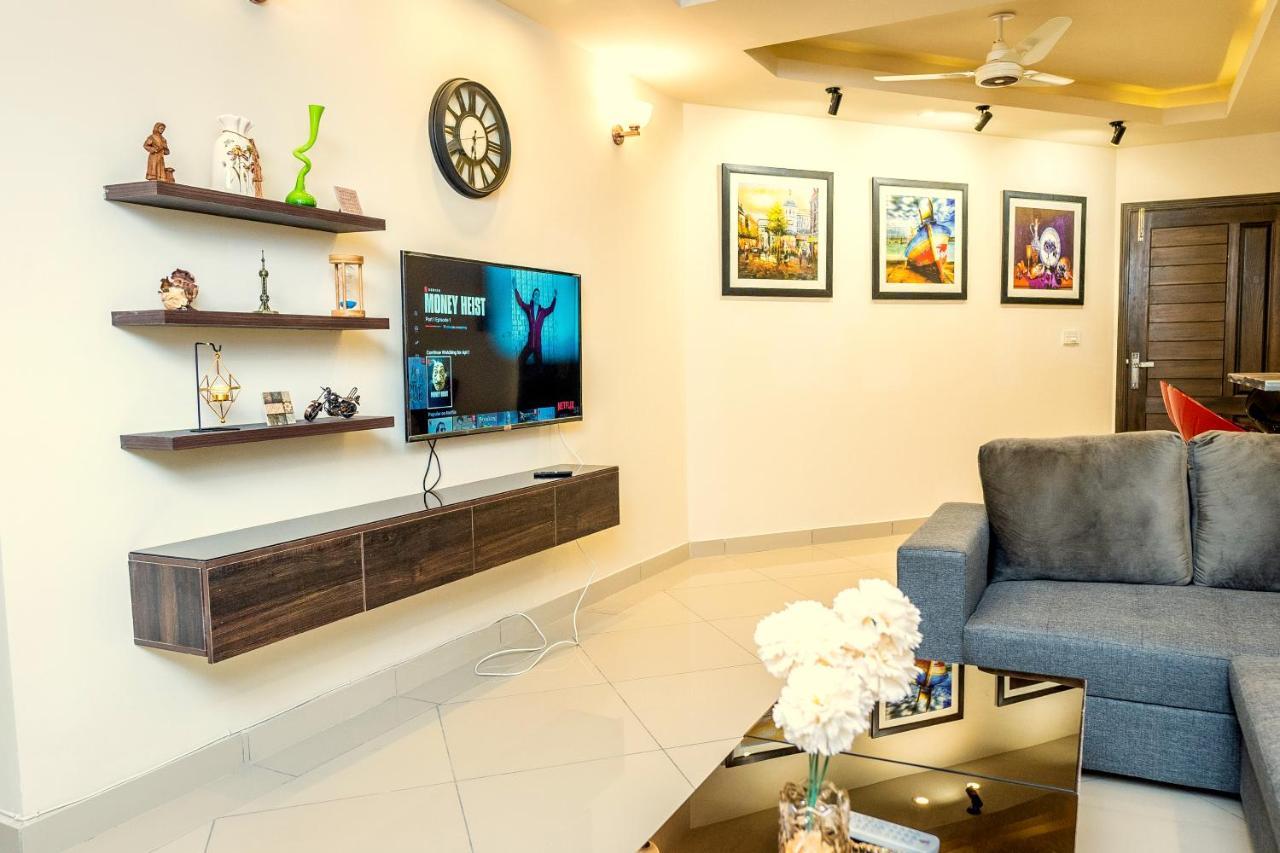 Two Bedroom Deluxe Apartment In Bahria Town Rawalpindi Eksteriør bilde