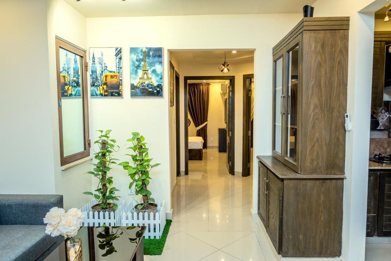 Two Bedroom Deluxe Apartment In Bahria Town Rawalpindi Eksteriør bilde