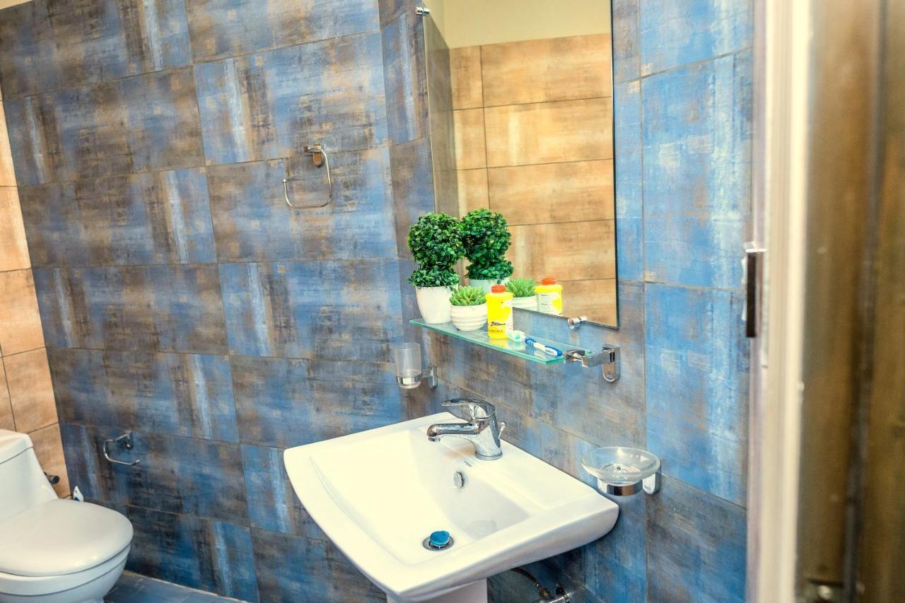 Two Bedroom Deluxe Apartment In Bahria Town Rawalpindi Eksteriør bilde